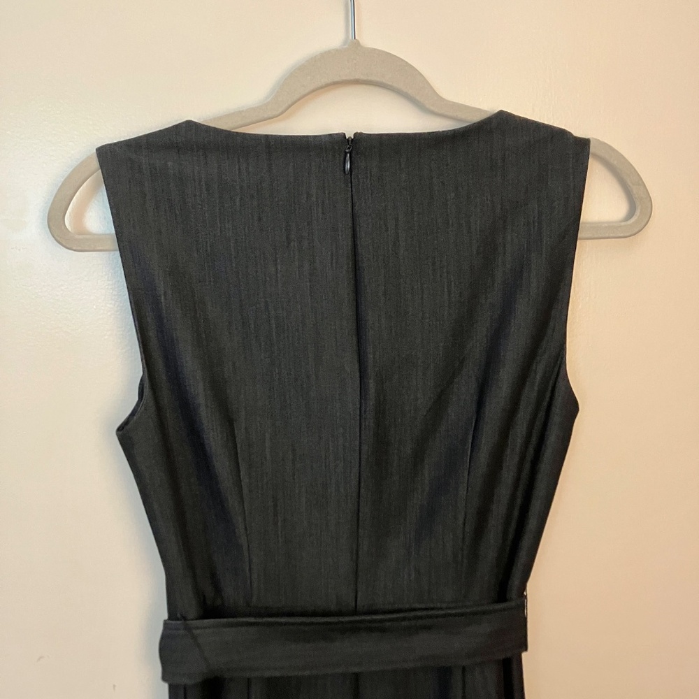 CALVIN KLEIN Black Chambray Sleeveless Surplice Neckline Wide Leg Jumpsuit Sz 2 - Picture 3 of 7
